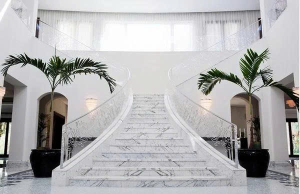 Ốp Đá Cầu Thang Tại Gò Vấp